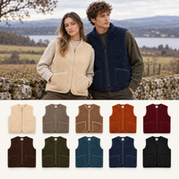 Gilet sans manches Pepitco en laine bouclée - Coldbreaker Coldbreaker & Sheep by the Sea Hersée Paris 9